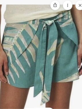 Patagonia Woman's Garden Island Wrap Tie Front Summer Beach Shorts Sz Med